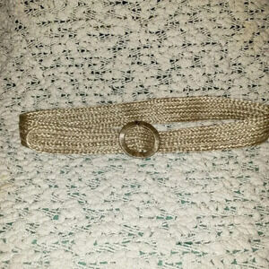 Tan weaved size 8 belt‎